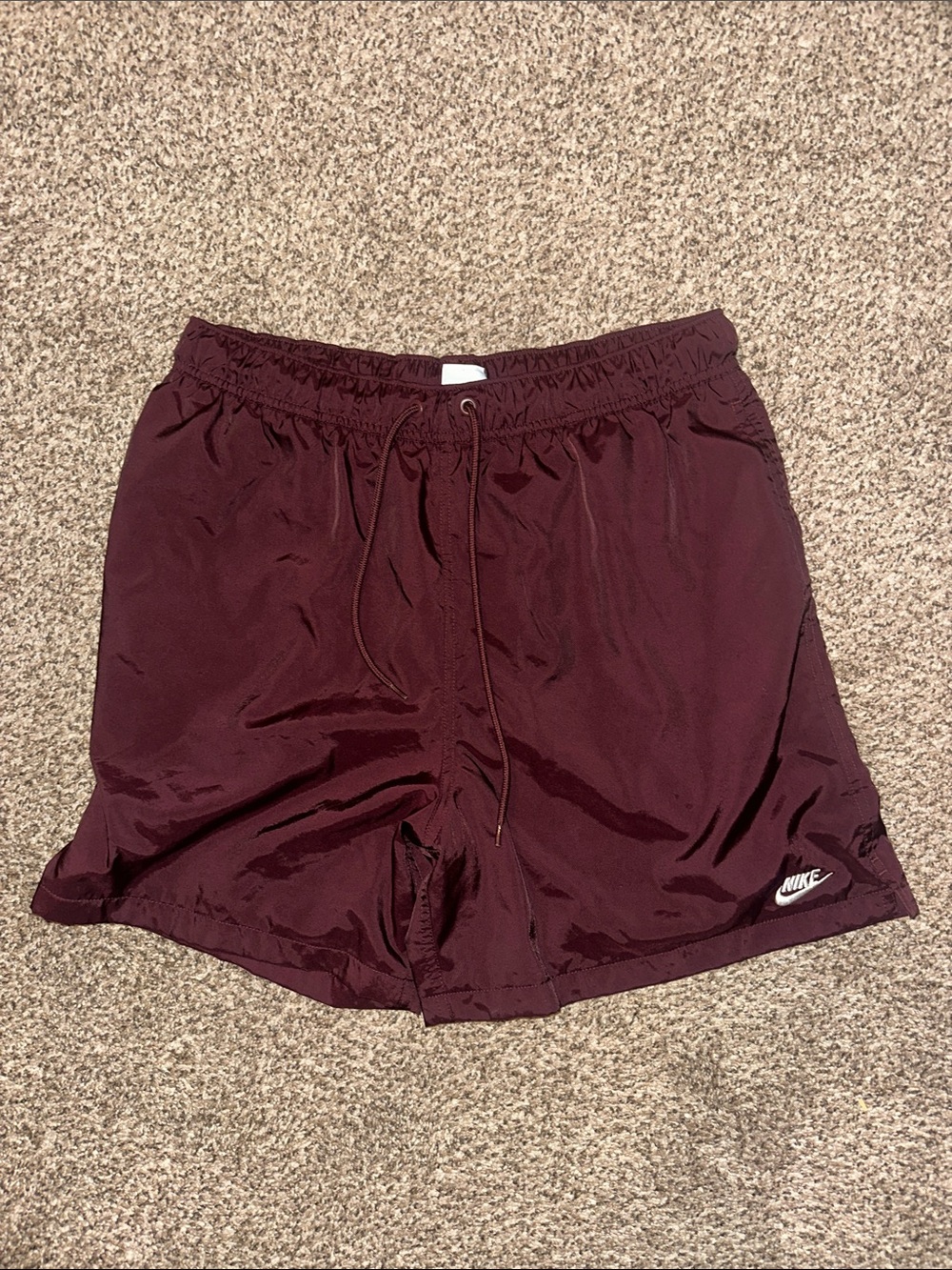 Nike Men's Maroon Woven Shorts